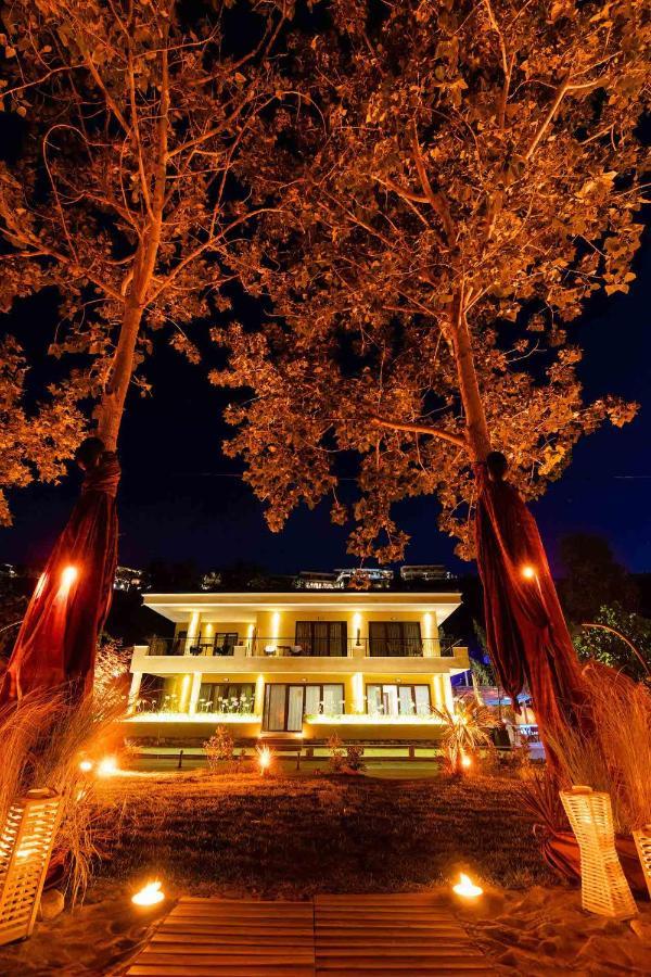 Limna Beach Afytos Ngoại thất bức ảnh