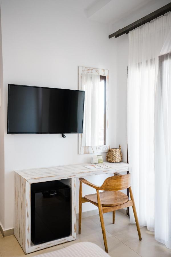 Limna Beach Afytos Ngoại thất bức ảnh